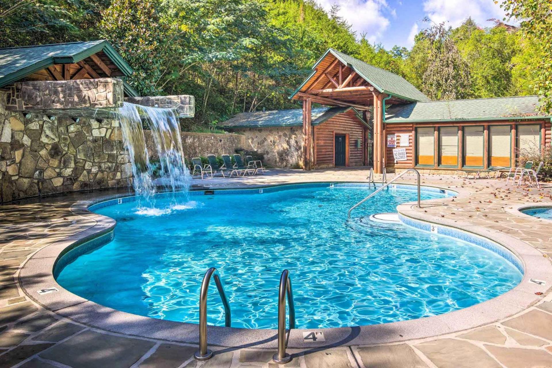 Dog Friendly, Romantic Mtn Getaway Hot Tub Pool Gatlinburg Εξωτερικό φωτογραφία